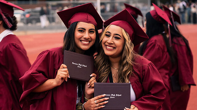 Academic-girls-usa-diploma